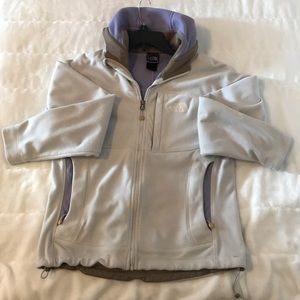 Woman’s North Face Jacket
